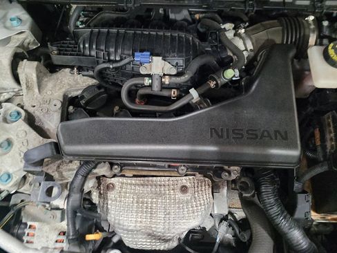 Used 2015 Nissan Rogue SV AWD/4WD image 30