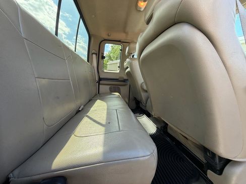 Used 2005 Ford F250 Lariat AWD/4WD image 16