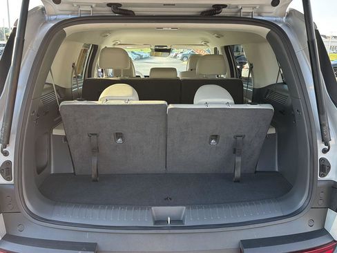 Used 2025 Hyundai Santa Fe SEL AWD/4WD image 34