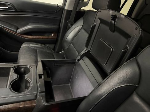 Used 2019 Chevrolet Tahoe LT AWD/4WD image 31