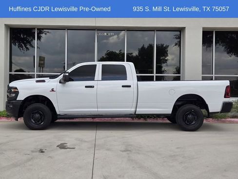 Used 2025 RAM 2500 Tradesman AWD/4WD image 4