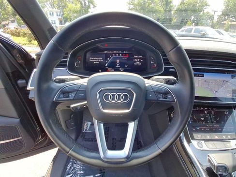Used 2023 Audi Q7 3.0T Premium Plus w/ Premium Plus Package AWD/4WD image 22