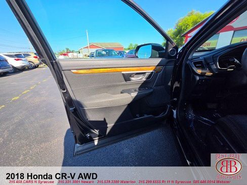 Used 2018 Honda CR-V EX image 9