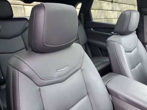 Certified 2023 Cadillac XT5 Premium Luxury image 43