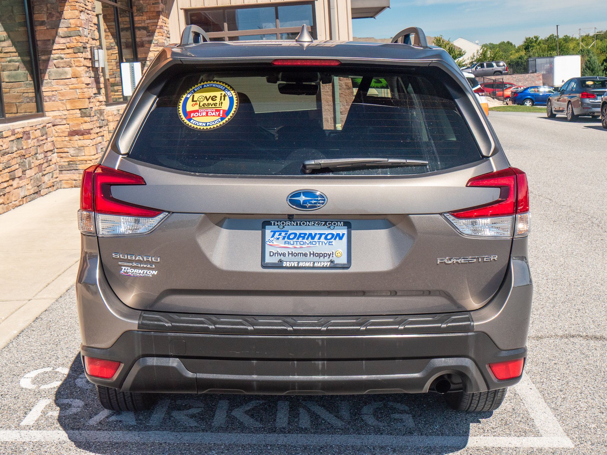 Used 2021 Subaru Forester Premium AWD/4WD image 4