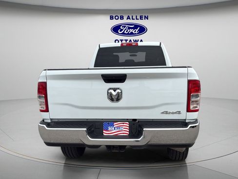 Used 2024 RAM 2500 Tradesman w/ Chrome Appearance Group AWD/4WD image 4