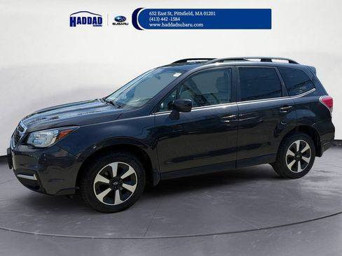 Used 2017 Subaru Forester 2.5i Premium w/ All-Weather Package AWD/4WD image 3
