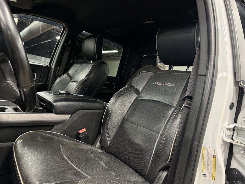 Used 2020 RAM 3500 Laramie AWD/4WD image 23