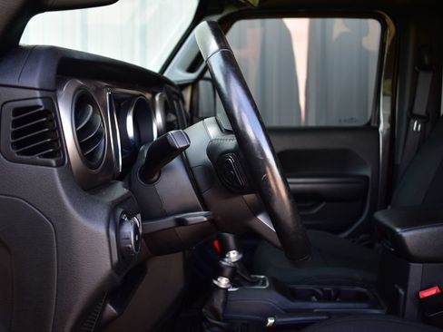Used 2020 Jeep Wrangler Sport AWD/4WD image 42