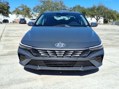 New 2026 Hyundai Elantra SE w/ Cargo Package image 2