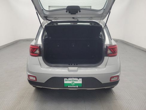 Used 2021 Hyundai Venue SEL FWD image 29