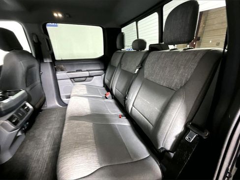 Certified 2021 Ford F150 XLT w/ Equipment Group 302A High image 21