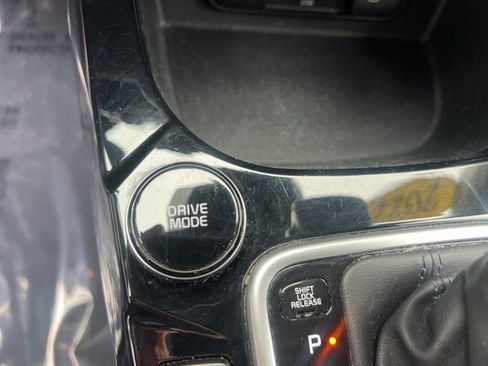 Used 2022 Kia Seltos S AWD/4WD image 28