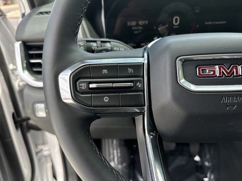 Used 2025 GMC Terrain Elevation w/ Black Edition AWD/4WD image 19
