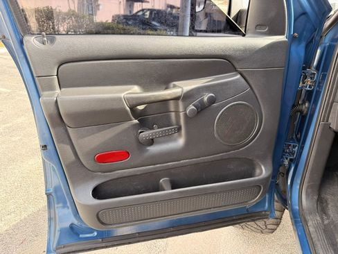 Used 2004 Dodge Ram 1500 Truck ST w/ Trailer Tow Group image 12