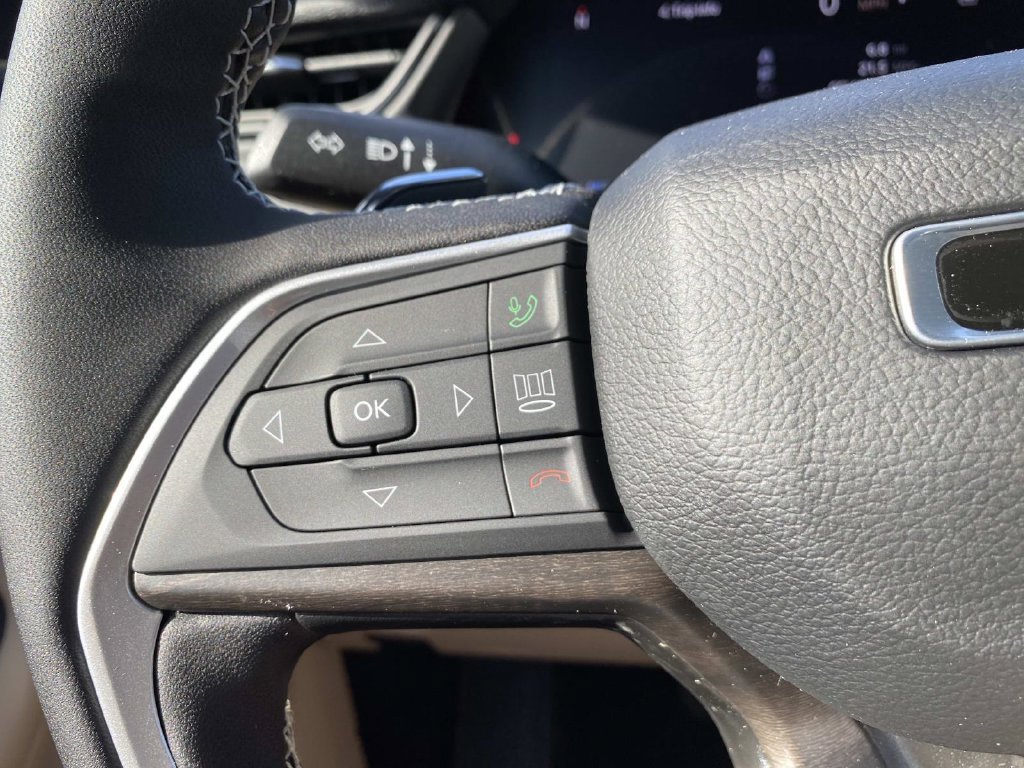 New 2027 Jeep Grand Cherokee Limited AWD/4WD image 15