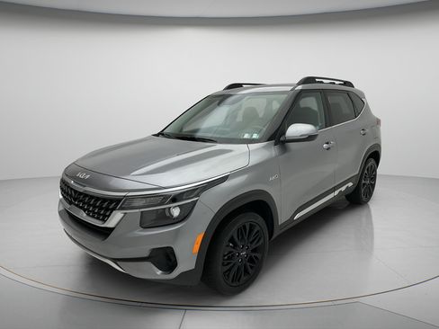 Used 2022 Kia Seltos Nightfall Edition AWD/4WD image 3