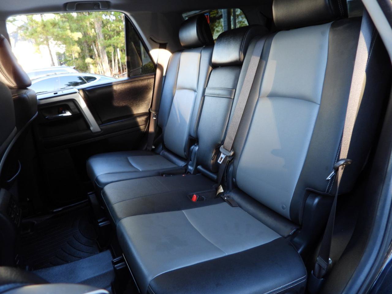 Used 2017 Toyota 4Runner SR5 Premium RWD image 53