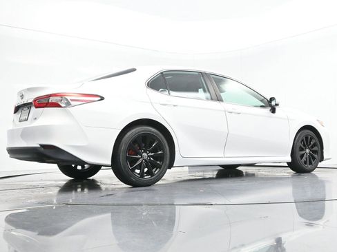 Used 2020 Toyota Camry LE FWD image 41