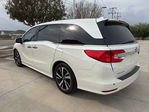 Used 2019 Honda Odyssey Elite image 5