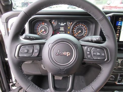 New 2026 Jeep Gladiator Sport image 21