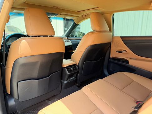 Used 2023 Lexus ES 350 w/ Premium Package FWD image 20