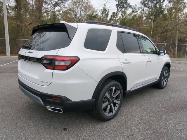 Used 2024 Honda Pilot Elite image 4