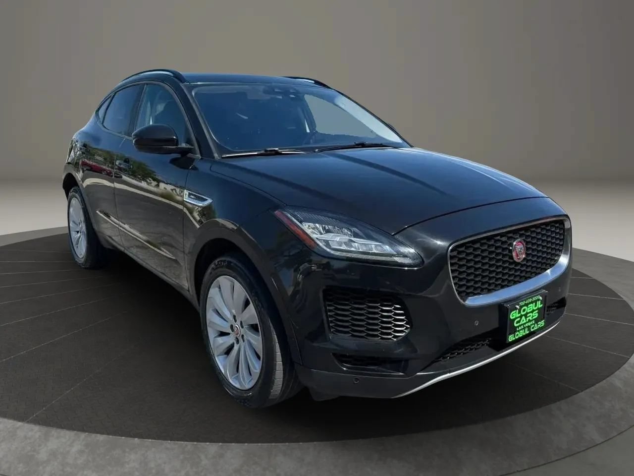 Used 2020 Jaguar E-PACE SE AWD/4WD image 4