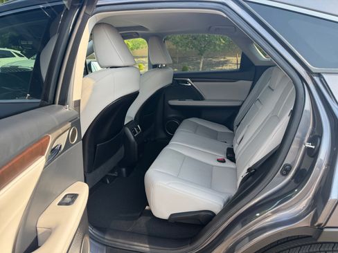 Used 2022 Lexus RX 350 FWD w/ Premium Package image 17