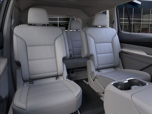 New 2026 Buick Enclave Avenir image 17