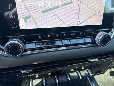 New 2026 GMC Canyon Elevation w/ Convenience Package image 19