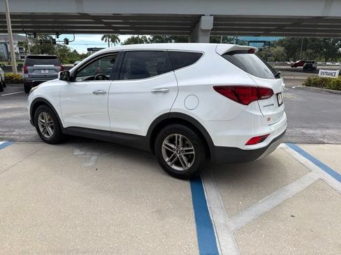 Used 2018 Hyundai Santa Fe Sport FWD image 5