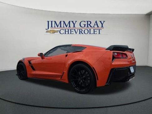 Used 2019 Chevrolet Corvette Grand Sport RWD image 3