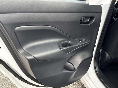 Certified 2025 Nissan Versa S w/ Trunk Package FWD image 10