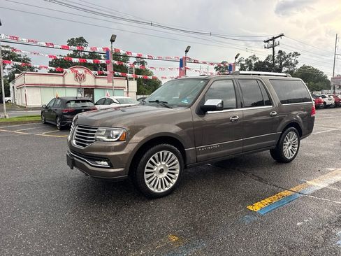 Used 2016 Lincoln Navigator L Select AWD/4WD image 1