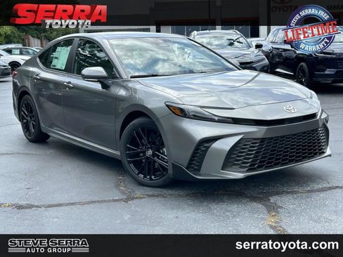 New 2026 Toyota Camry SE w/ Convenience Package FWD image 1