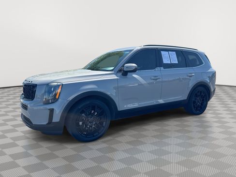 Used 2021 Kia Telluride EX w/ EX Premium Package AWD/4WD image 1