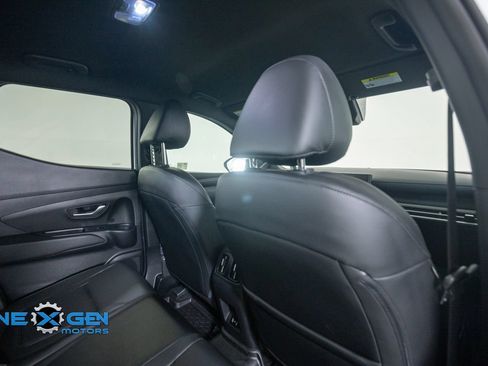 Used 2025 Hyundai Santa Cruz SEL AWD/4WD image 34