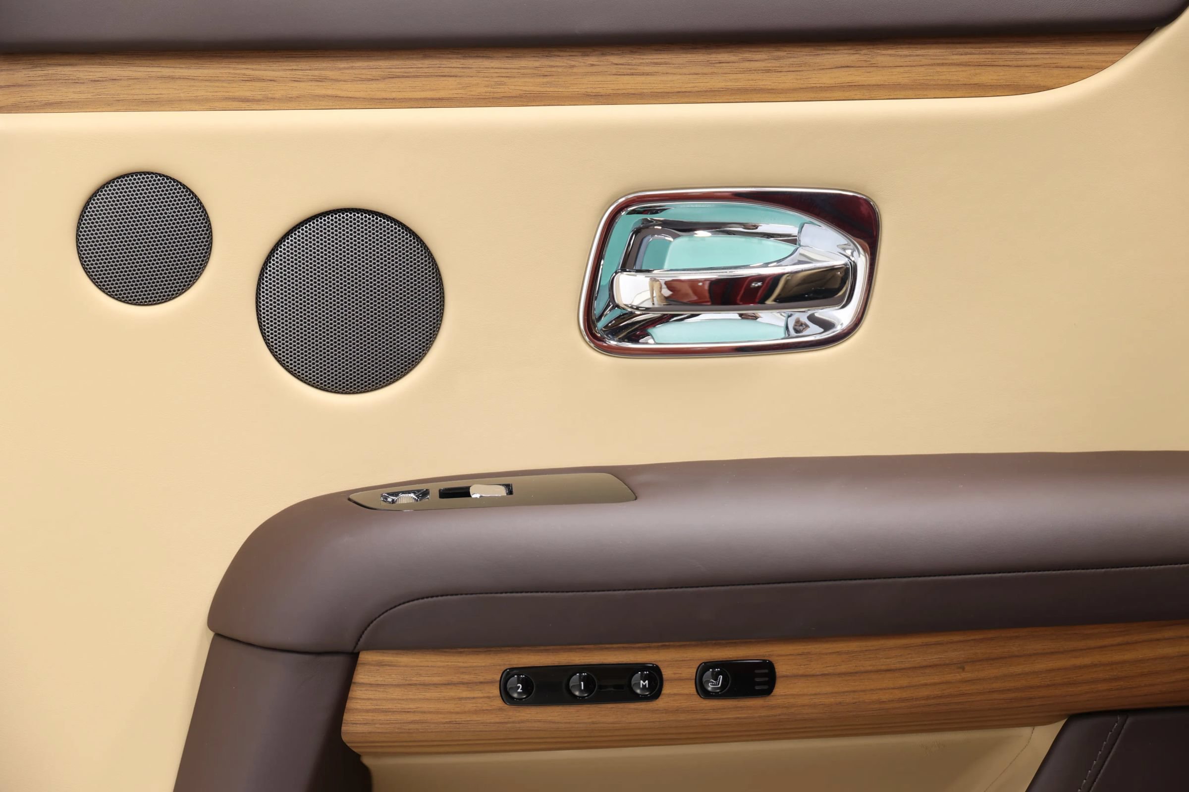 Used 2022 Rolls-Royce Ghost w/ Ghost Package AWD/4WD image 91