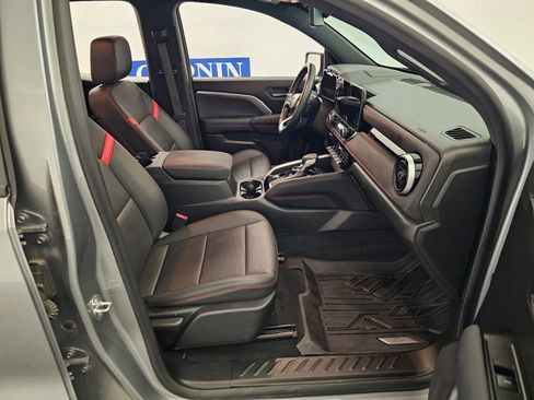 Used 2023 Chevrolet Colorado Z71 w/ Z71 Convenience Package 2 image 28