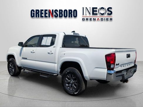 Used 2023 Toyota Tacoma SR5 AWD/4WD image 3