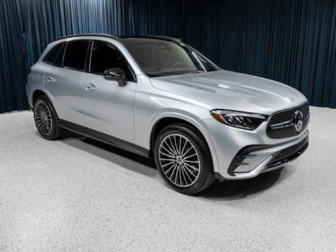New 2026 Mercedes-Benz GLC 300 image 3