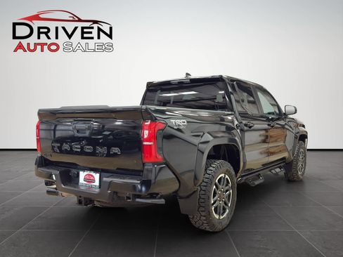 Used 2024 Toyota Tacoma TRD Sport image 6