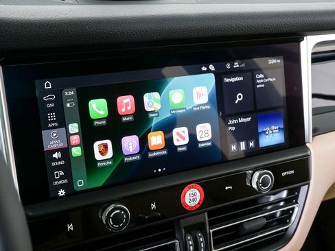 Certified 2026 Porsche Macan Turbo AWD/4WD image 15