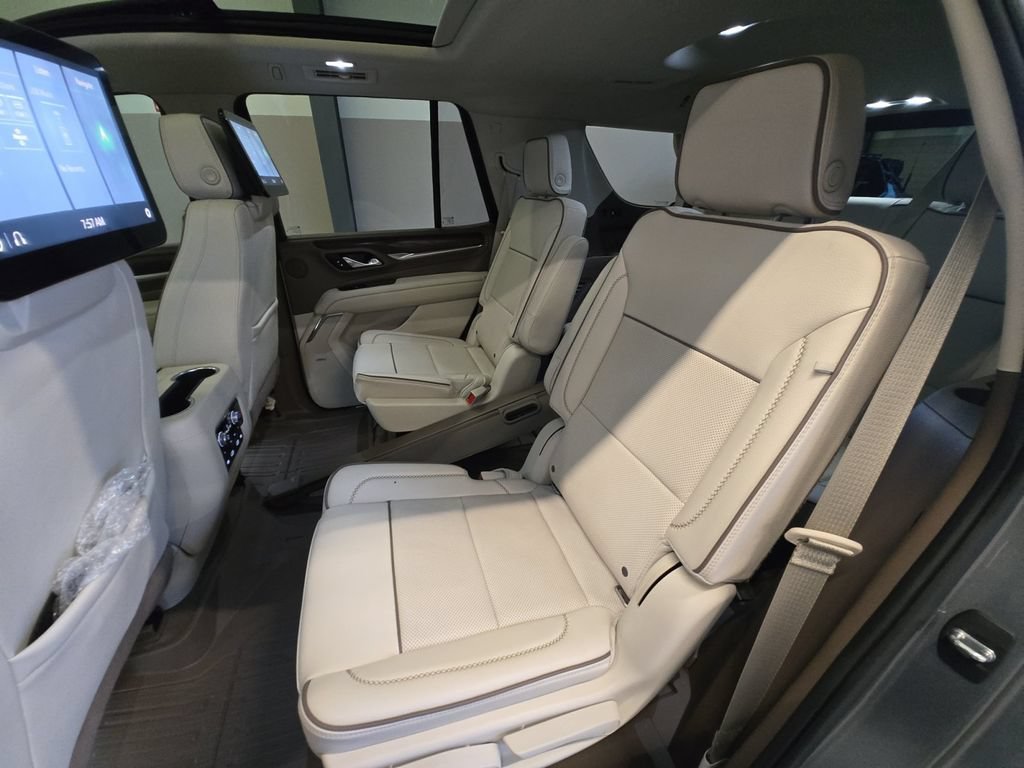 Certified 2021 GMC Yukon Denali w/ Denali Ultimate Package AWD/4WD image 28