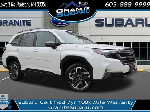Used 2025 Subaru Forester Premium AWD/4WD image 1