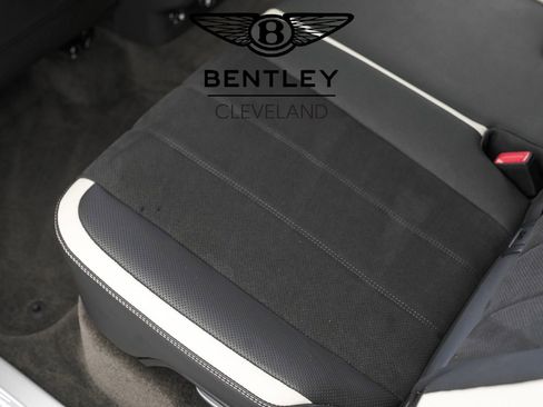 Used 2023 Bentley Bentayga Speed image 33