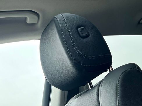 Certified 2026 Mercedes-Benz GLE 350 4MATIC image 39