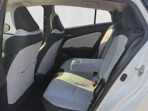 Used 2018 Toyota Prius Two image 24