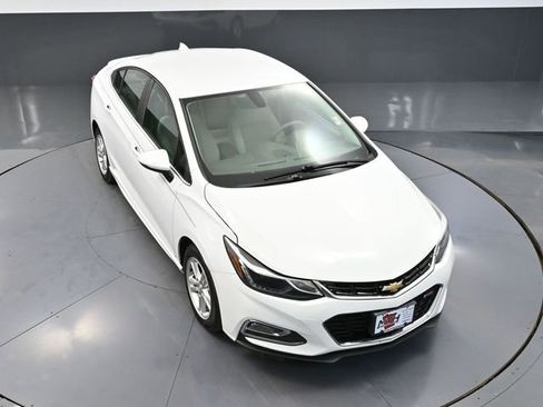 Used 2017 Chevrolet Cruze LT w/ Convenience Package image 51